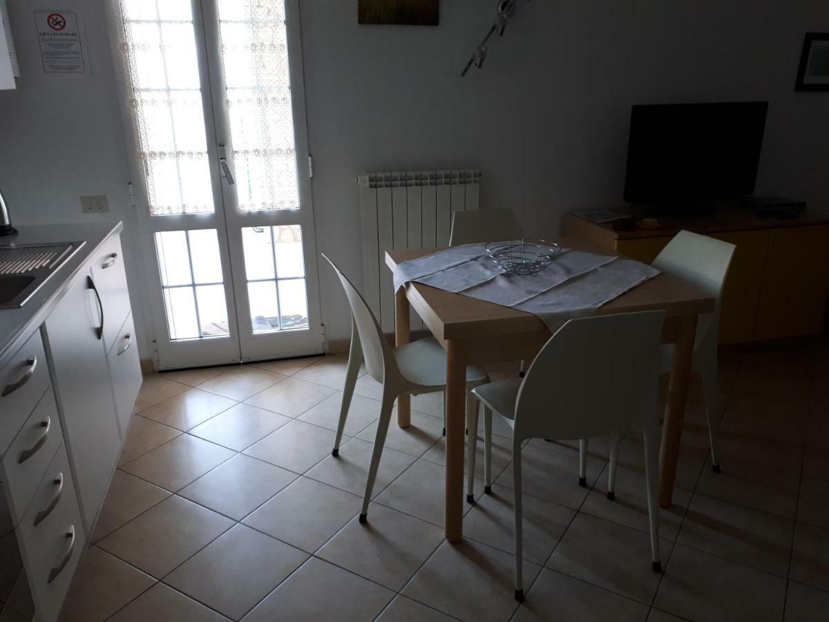 Azienda Agrituristica Villa Arianna インペリア エクステリア 写真