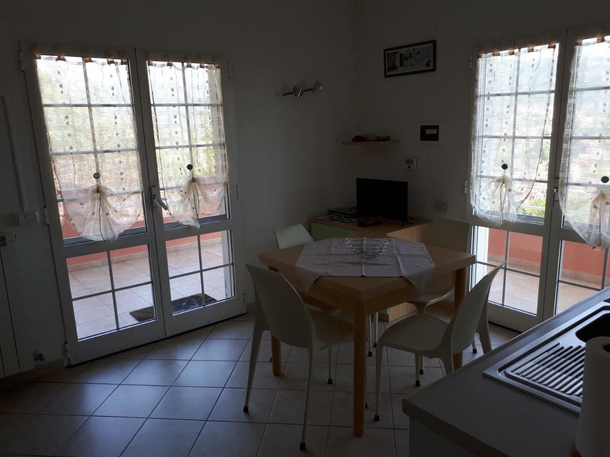 Azienda Agrituristica Villa Arianna インペリア エクステリア 写真
